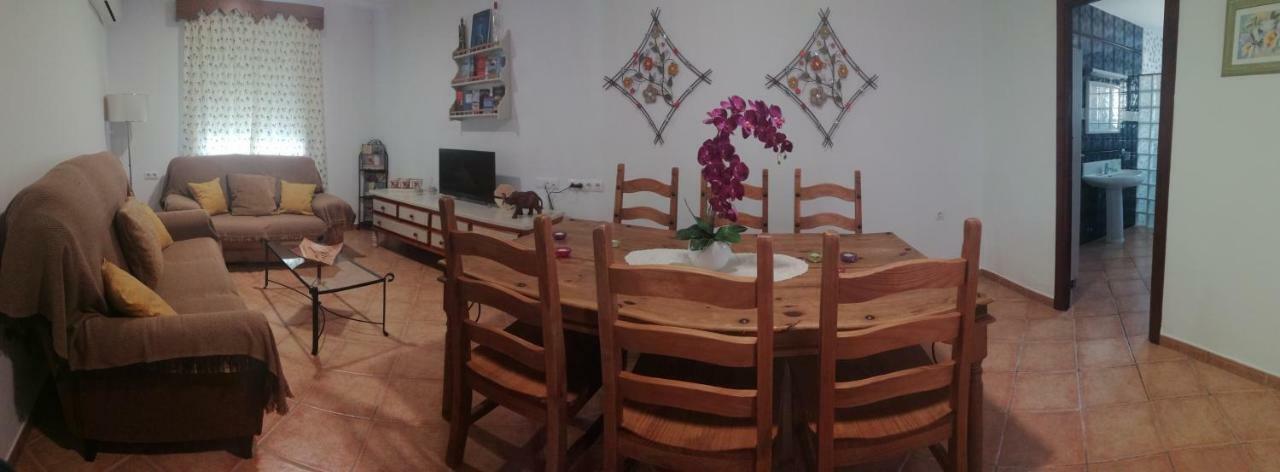 הוילה קוניל דה לה פרונטרה La Orquidea Morada מראה חיצוני תמונה